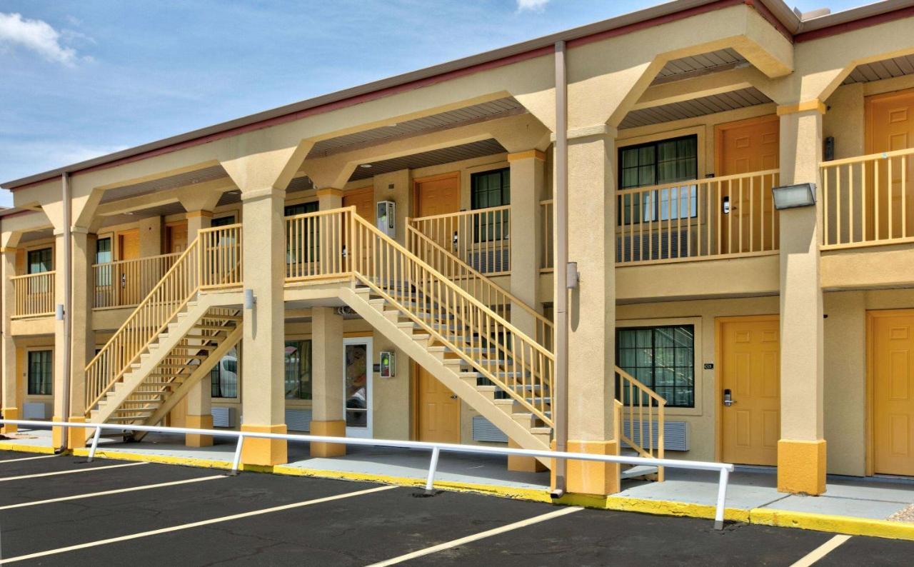 Hotel Super 8 By Wyndham Palestine Tx Extérieur photo